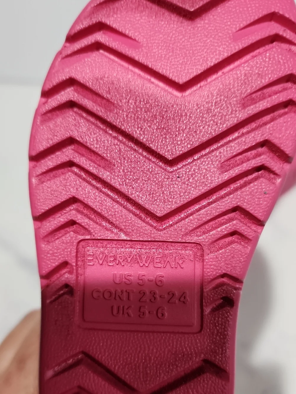 totes stylish pink